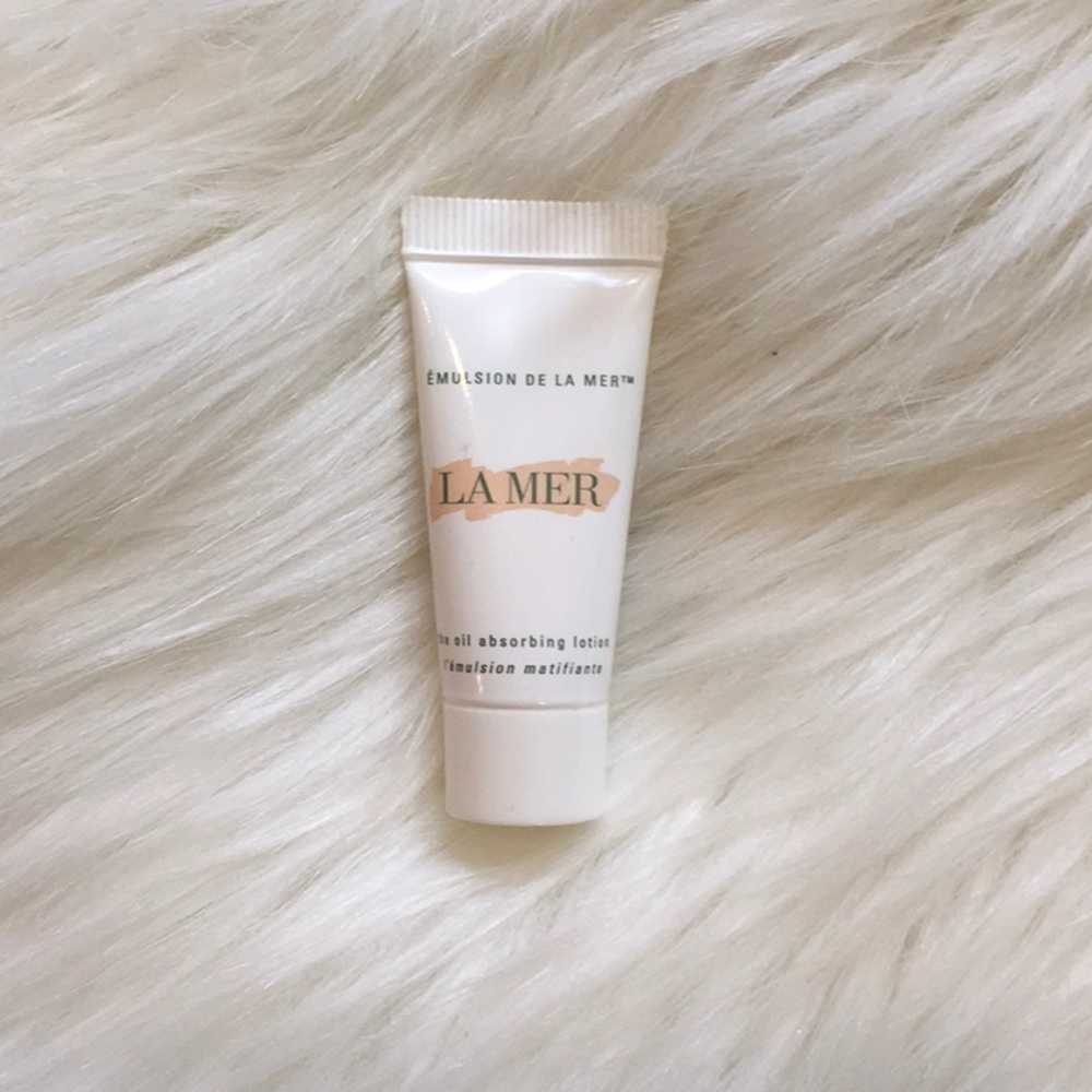 La Mer The Oil Absorbing Lotion - Picture 2 of 3